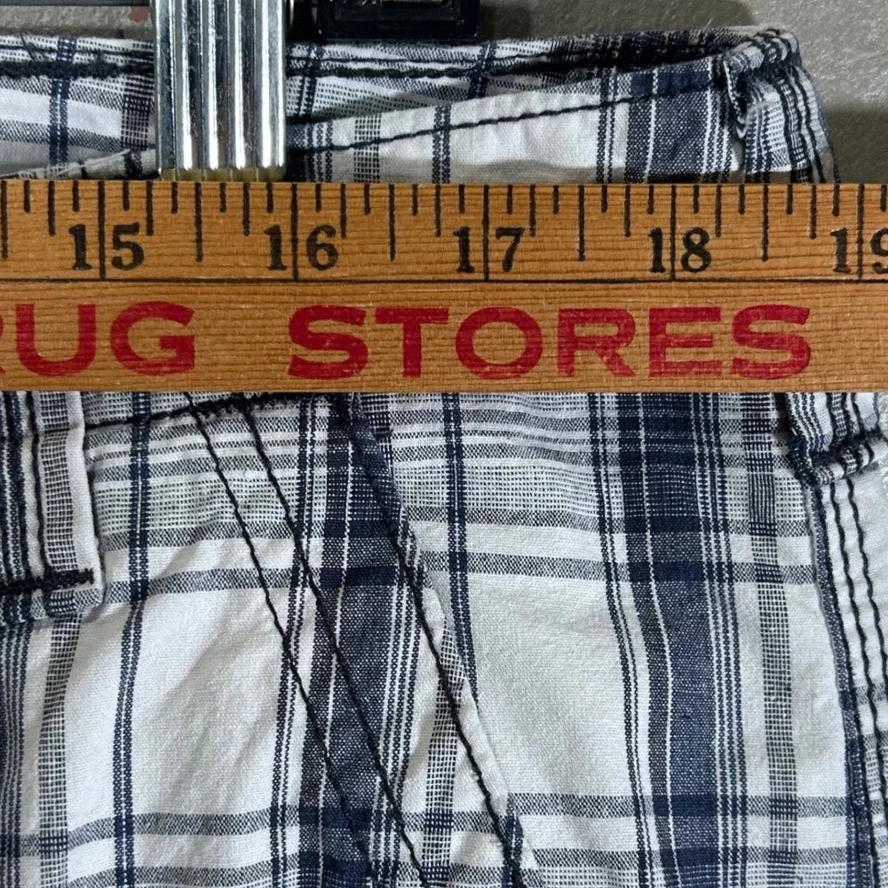 Lee Mens Plaid Cargo Shorts White Blue Cotton Relaxed Fit Size 38